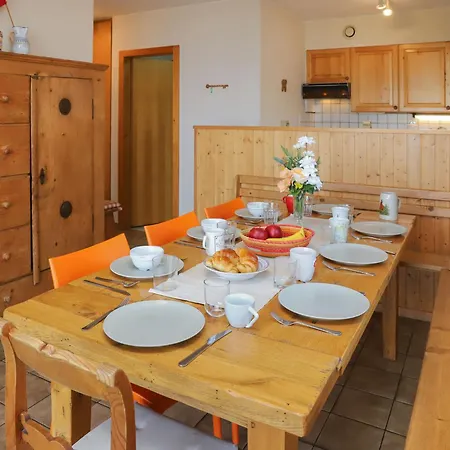 Edelweiss By Interhome Chalé