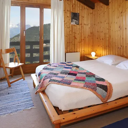 Edelweiss By Interhome Chalé