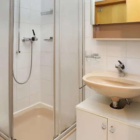 Edelweiss By Interhome Chalé